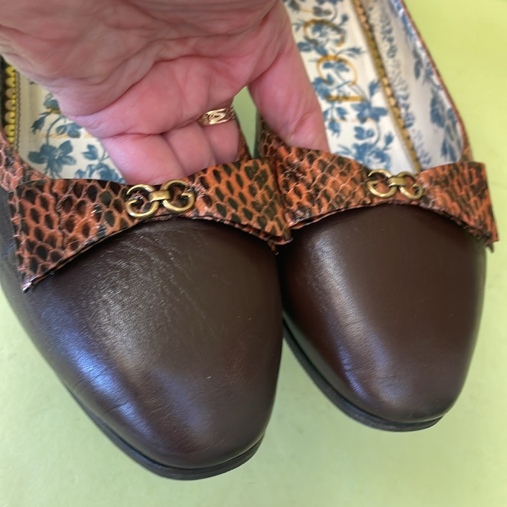 Brown/gold Gucc leather flats with box - Picture 3 of 12
